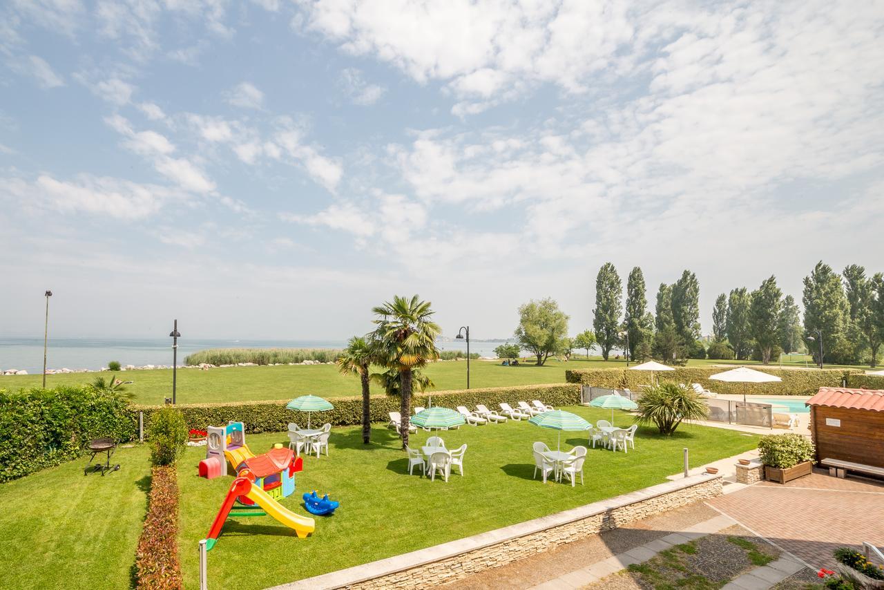 Appartamenti Residence Tulipano Sirmione Luaran gambar